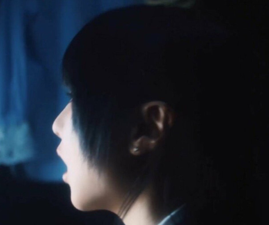 Adoの「顔出し」解禁が衝撃！新曲「ビバリウム」MVで初の実写出演、その背景とファン反応を徹底解説