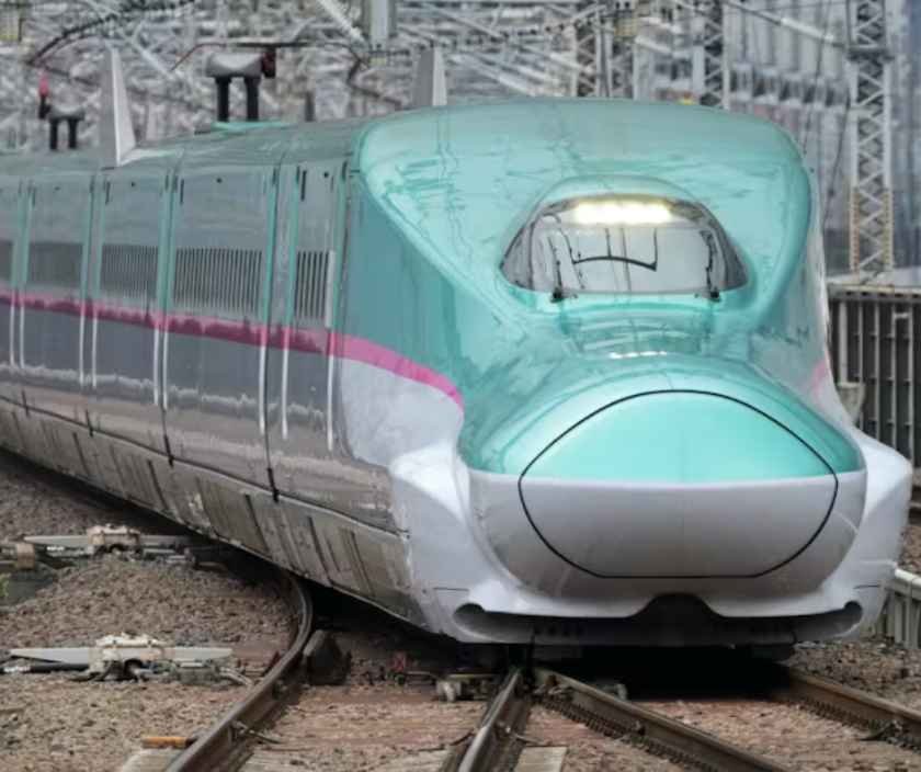 東北新幹線が倒木による停電で一時運転見合わせ　JR東日本が迅速対応、再開後もダイヤ乱れ続く